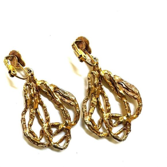 Vintage gold tone abstract modernist dangle clip on earrings - Picture 3 of 7